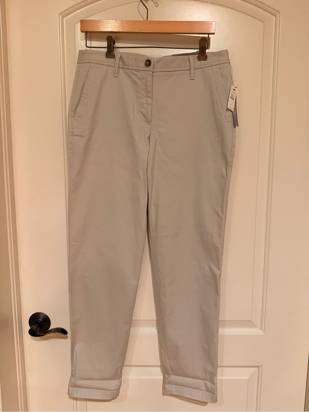 Talbots Women’s Girlfriend Chinos in Tan size 6 NWT